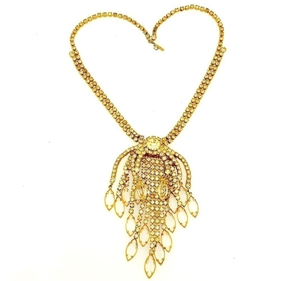 Vintage (1960s) Adorable Crystal & Rhinestone Bib Necklace - Picture 2 of 5